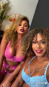 DUAS BOMBA SEXY, 100% REAIS, COMPLETAS !