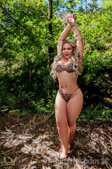 NOVIDADE 1X LOIRNHA  LEONA