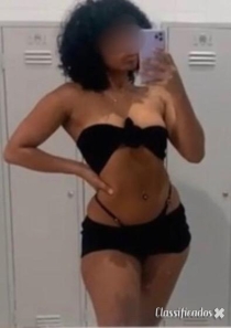 pretinha novinha tarada  com cona rosinha