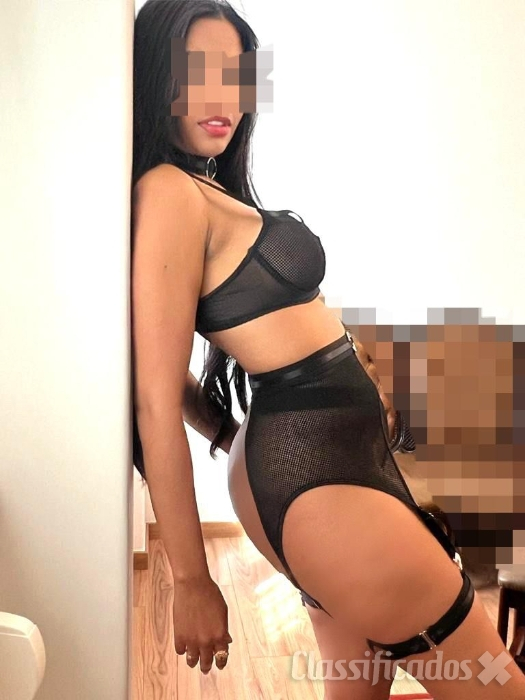 Morena gostosa Primeira vez na Ilha
