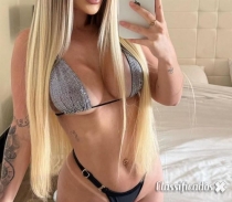 Bia Castro estilo NAMORADINHA  com um ORAL inesquecível