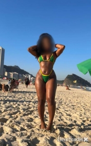 Bruna ninfeta novinha