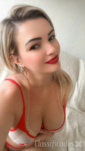 BEATRIZ FERRARY Loira safada buceta quente acabada chegar