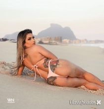 Priscila loira de luxo e seu namorado brasileiro Tesudo!!