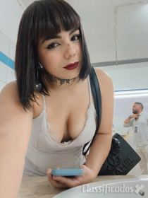 CLÉO sensual e gulosa por sexo