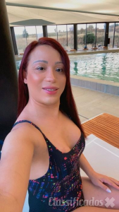 Bonequinha safada e leiteira!!!