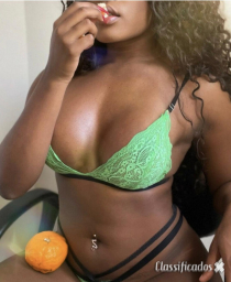 Nov.Africana toda boa gosto de minete acabei de chegar