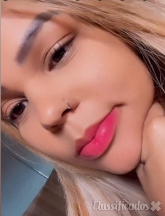 LARA NAMORADINHA