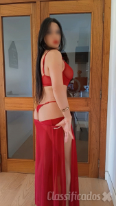 AMANDA   BRASILEIRA,  CLITÓRIS AVANTAJADO.