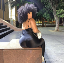 AFRICANA CONA QUENTE