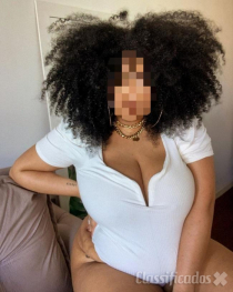AFRICANA CONA QUENTE