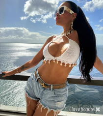 BUCETINHA PEQUENINA , QUE ADORA UM MINETE ATÉ GOZAR GOSTOSO