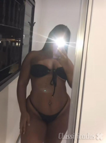 Indiazinha gostosa e quente.
