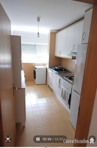 Alugo quartos em apartamento novo nas Olaias