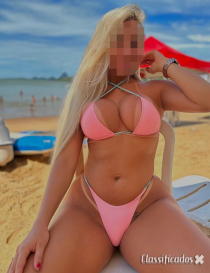 A bela travesti  emola adoro iniciantes segunda feira
