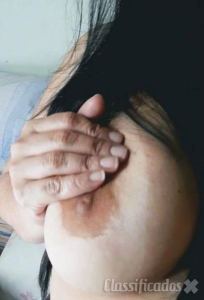 Pietra una auténtica putita na cama
