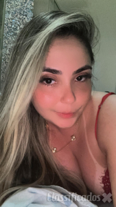 Sou a menina Eloisa, brasileira, carinhosa e educada!