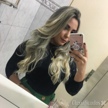 Olá sou Eloisa, uma jovem brasileira, meiga, recém chegada!