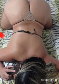 100% real Safadinha é gulosa loirinha tesuda nas calminhas